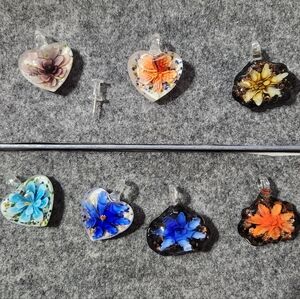 NIB Old Stock Set of 7 Murano Glass Lampwork Flower Heart, Handblown Pendants 1"